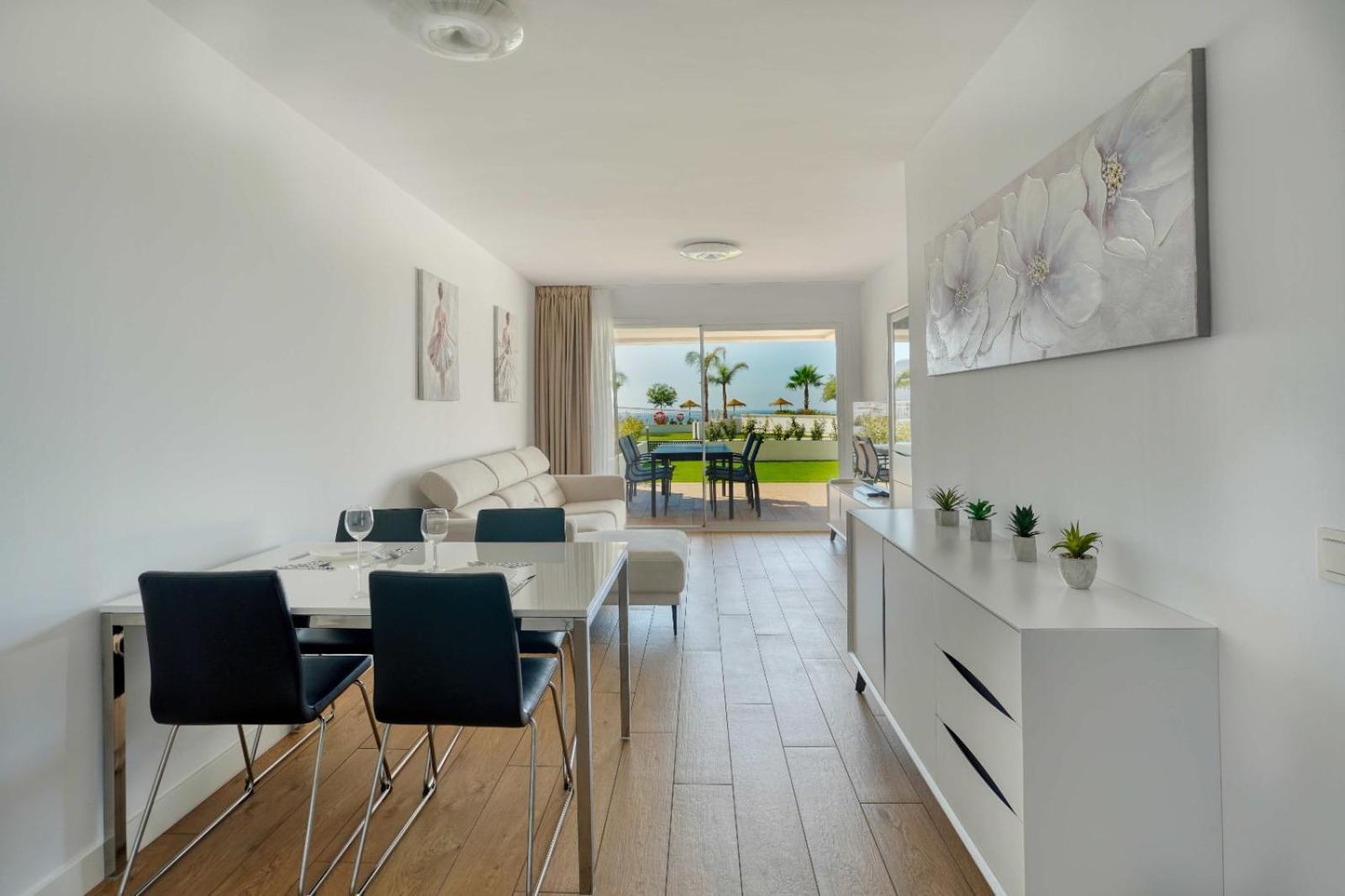 Bright And Garden Calaceite Apartament
